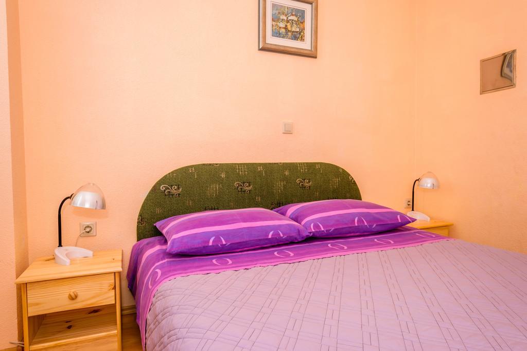 Apartments Galeb Blace Exterior foto